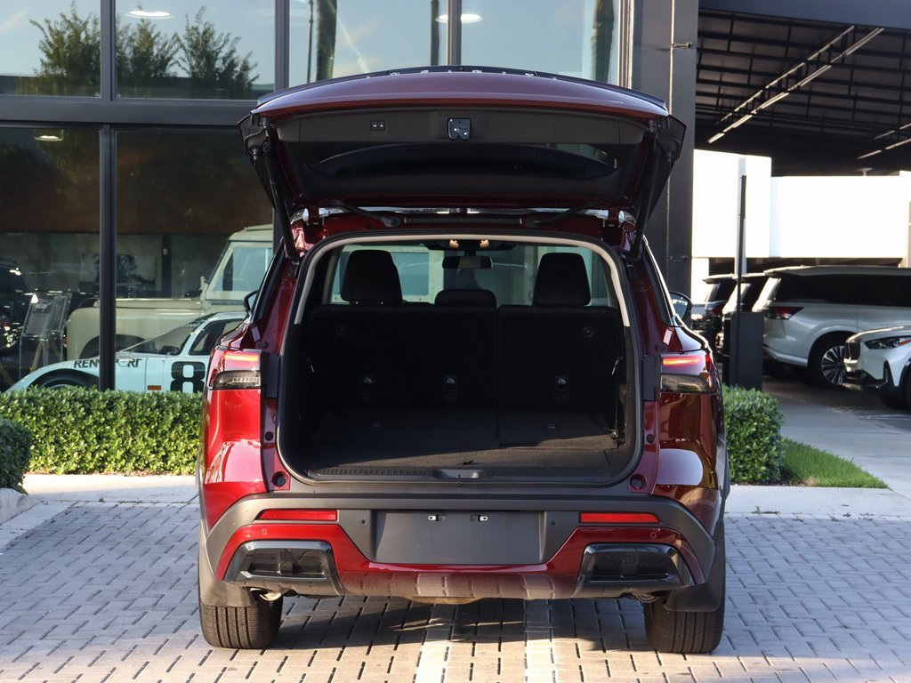 Certified 2025 INFINITI QX60 Luxe image 7