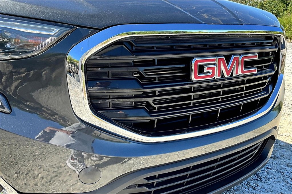 Used 2018 GMC Terrain SLE image 27
