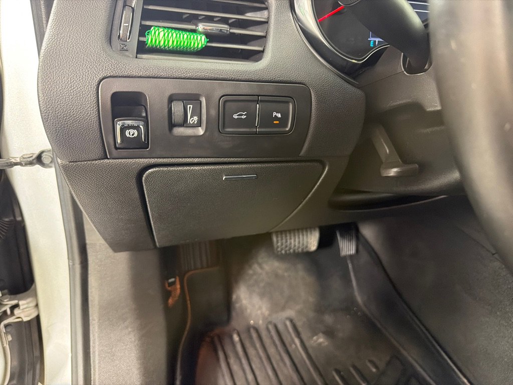 Used 2020 Chevrolet Impala Premier FWD image 14