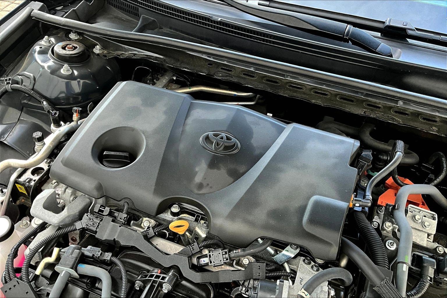 Used 2025 Toyota Camry SE FWD image 29