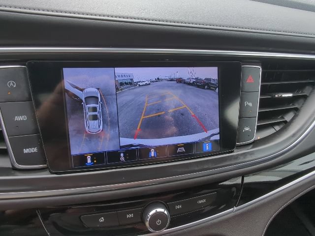 Used 2022 Buick Enclave Avenir w/ Avenir Technology Package AWD/4WD image 40