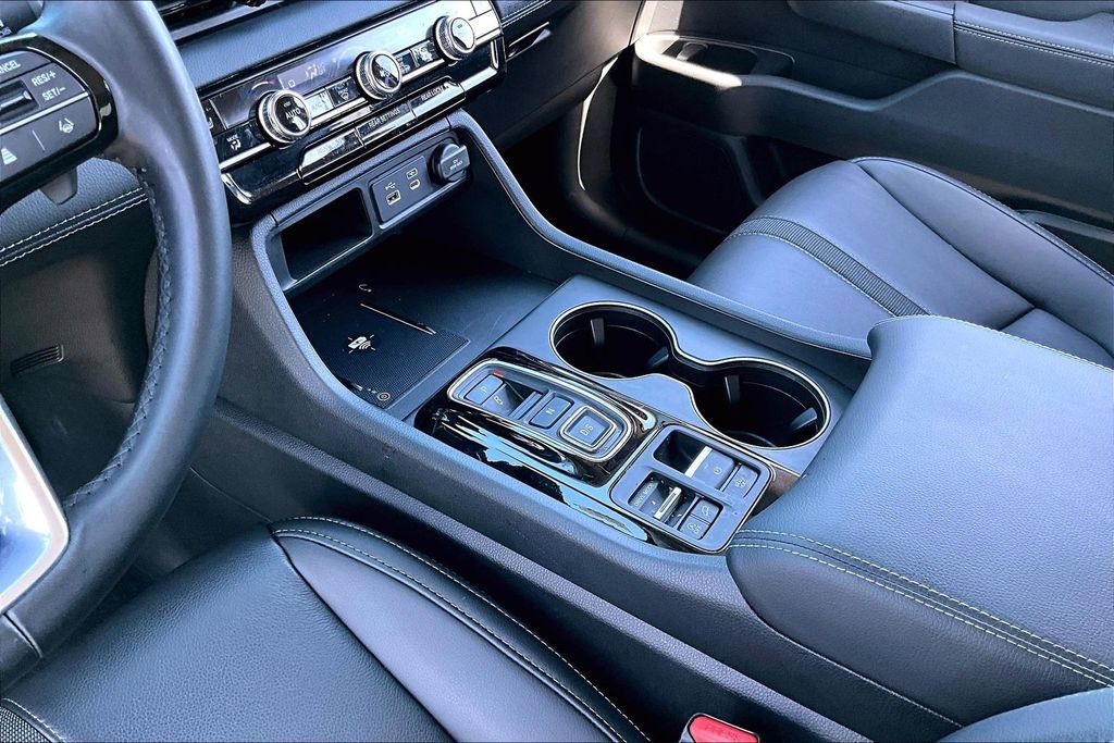 Used 2025 Honda Pilot EX-L image 15