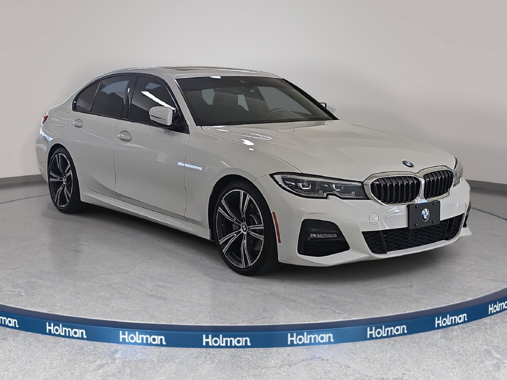 Certified 2020 BMW 330i Sedan w/ M Sport Package RWD image 4
