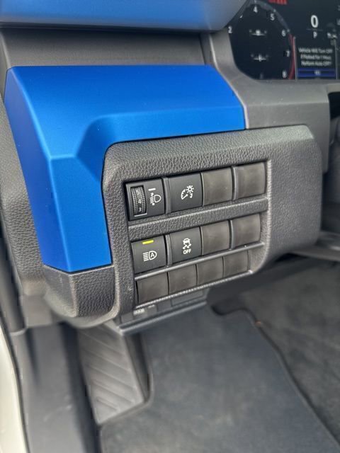 Certified 2025 Toyota Tacoma TRD Off-Road image 21