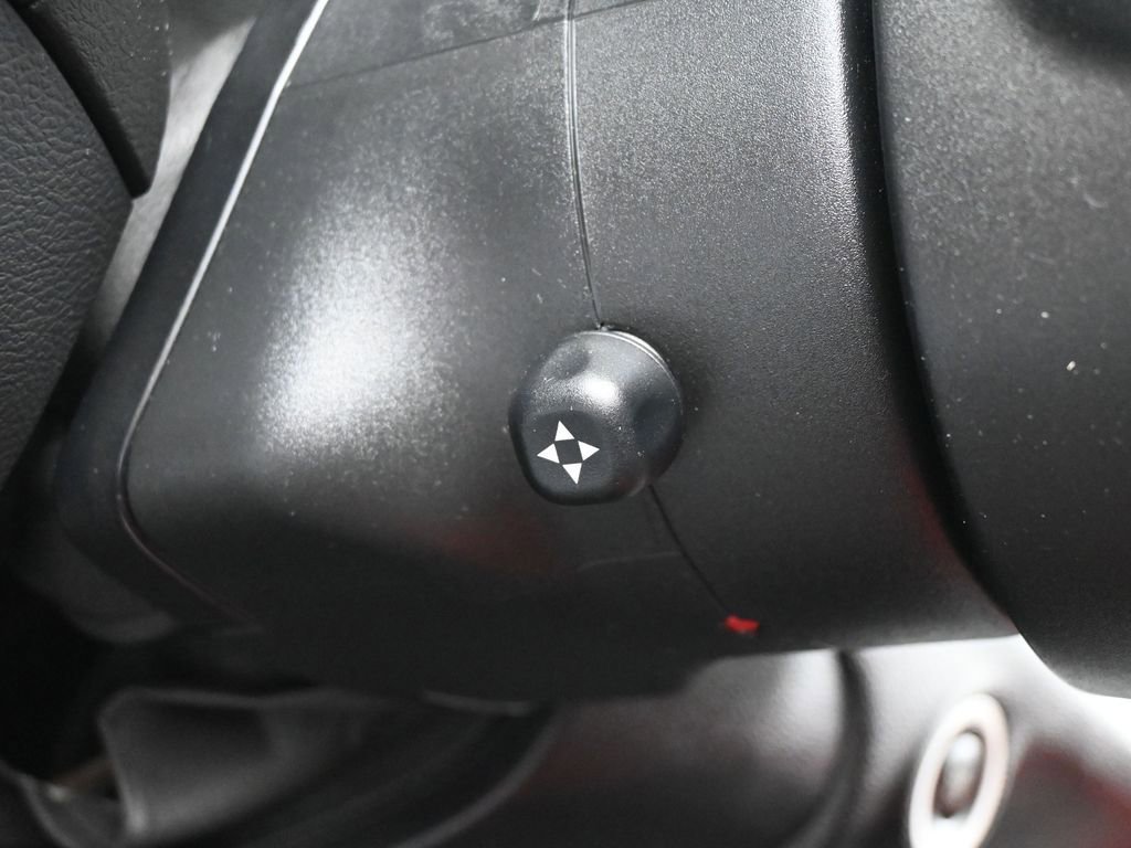 Used 2015 Dodge Challenger R/T Plus image 17