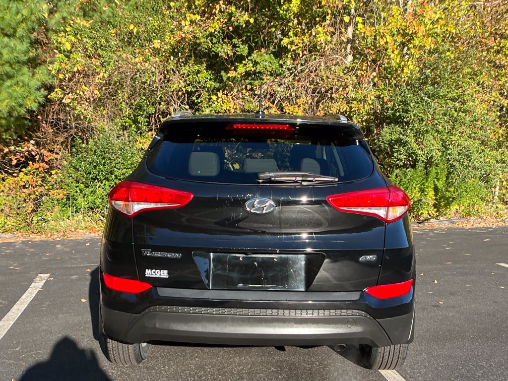 Used 2017 Hyundai Tucson SE w/ SE Popular Package 02 AWD/4WD image 4