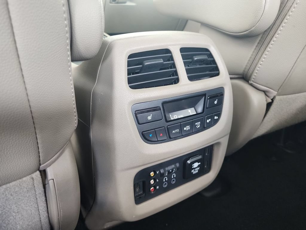 Used 2018 Honda Pilot Elite image 21