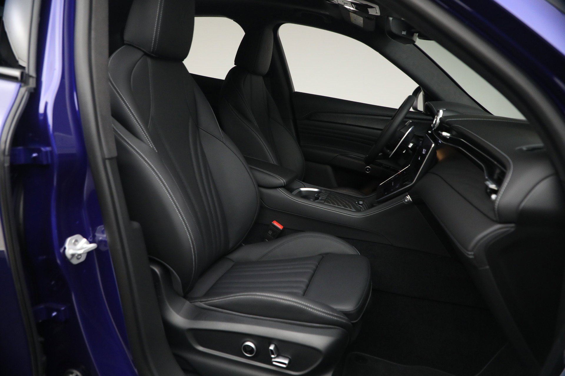 New 2026 Maserati Grecale Modena image 17