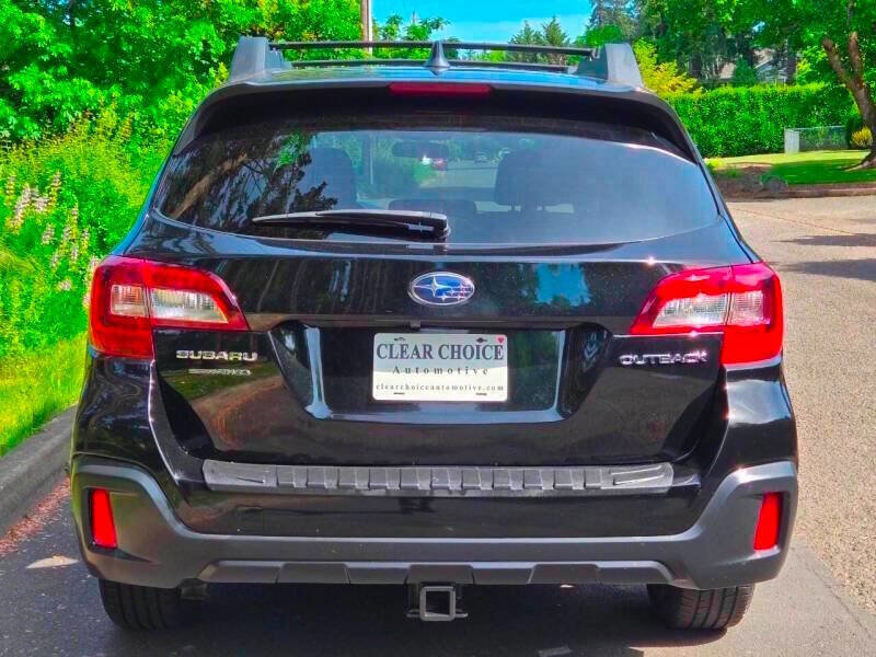 Used 2018 Subaru Outback 2.5i Premium image 3
