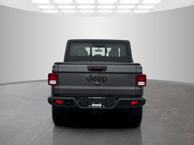 Certified 2024 Jeep Gladiator Sport image 6