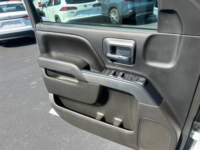 Used 2017 Chevrolet Silverado 1500 LT w/ All Star Edition AWD/4WD image 28