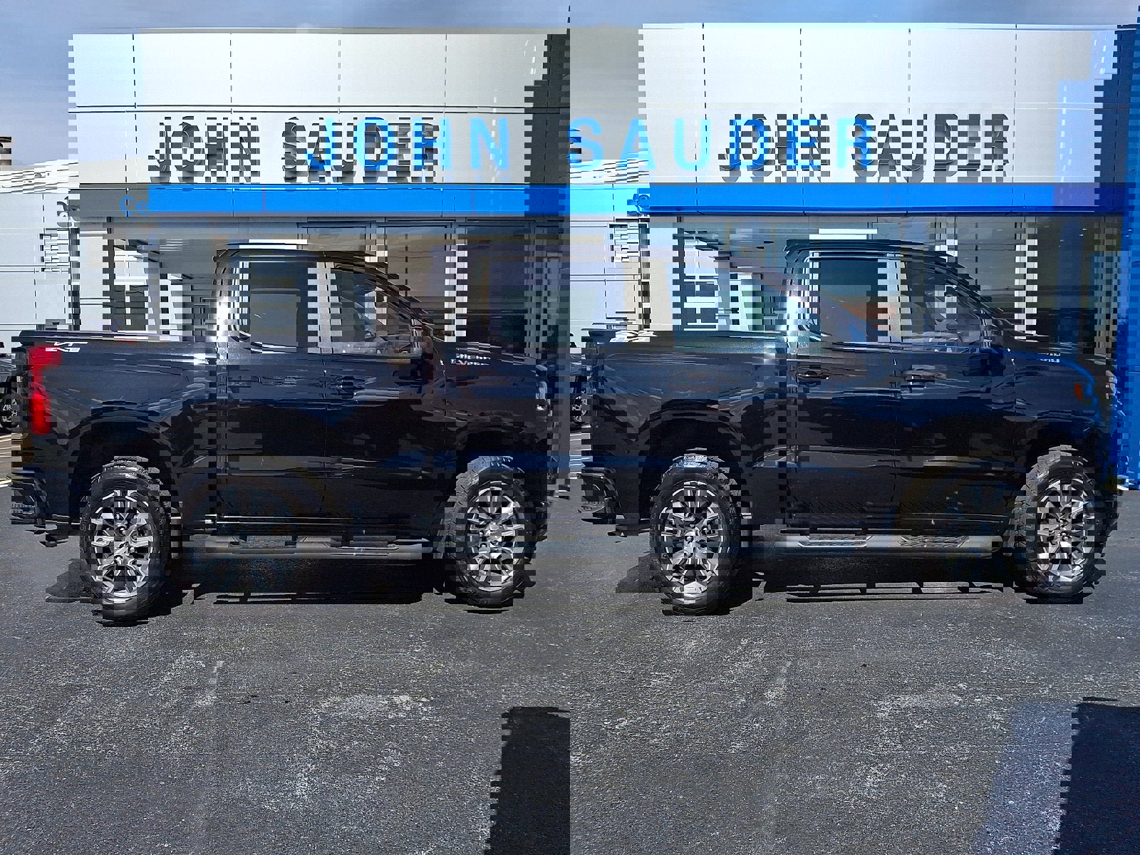 Used 2021 Chevrolet Silverado 1500 RST w/ All Star Edition Plus image 7