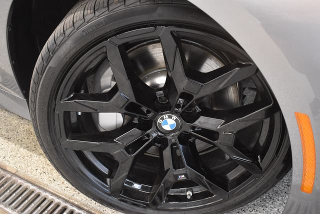 New 2026 BMW 330i xDrive Sedan w/ M Sport Package AWD/4WD image 30