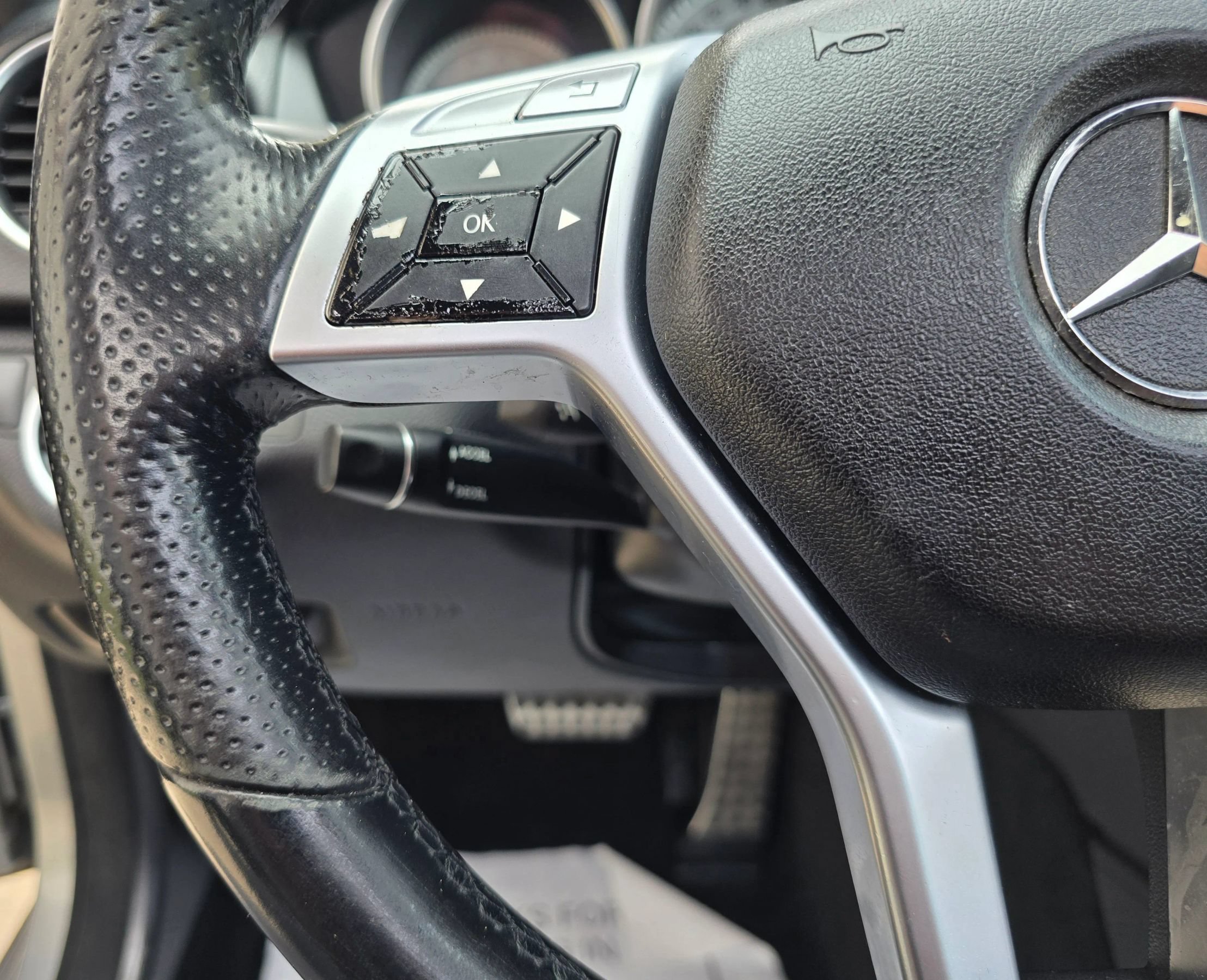 Used 2013 Mercedes-Benz C 250 Sedan image 27