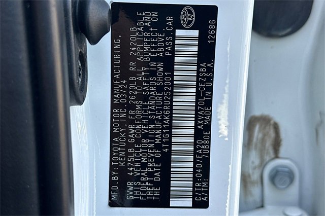 Used 2024 Toyota Camry SE image 27