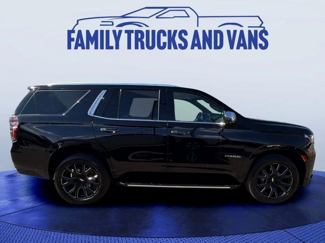 Used 2021 Chevrolet Tahoe Premier w/ Premium Package AWD/4WD image 5