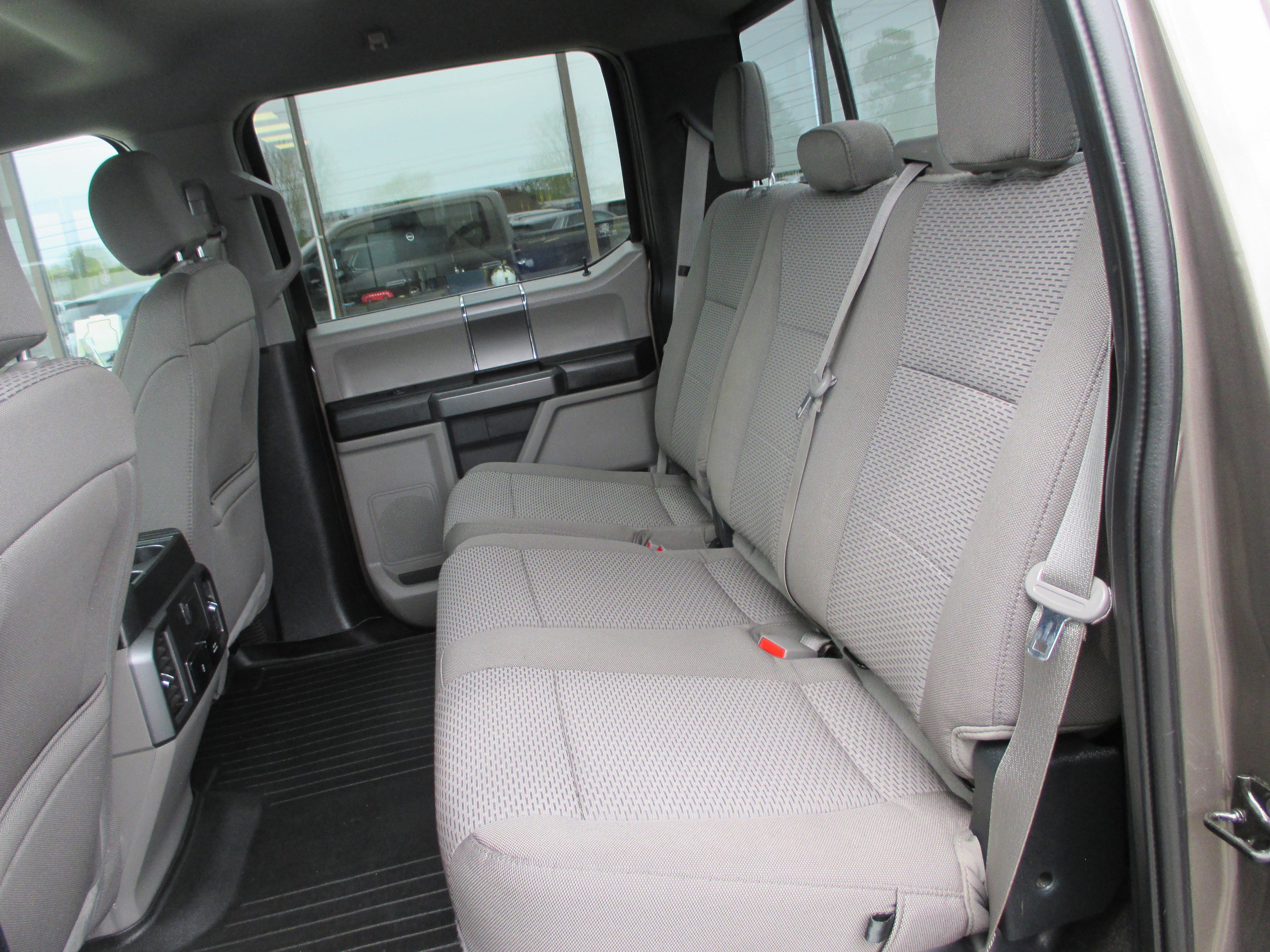 Used 2020 Ford F150 XLT w/ Equipment Group 302A Luxury AWD/4WD image 11