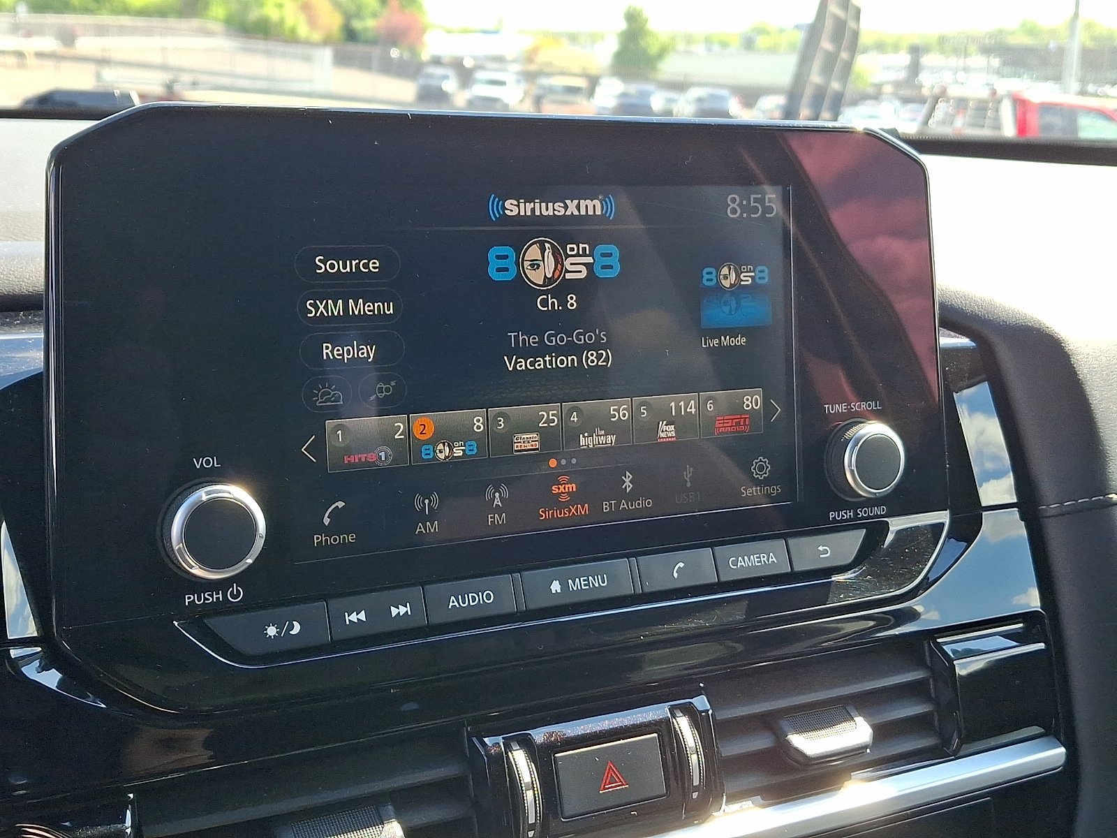 Used 2025 Nissan Pathfinder SV AWD/4WD image 17
