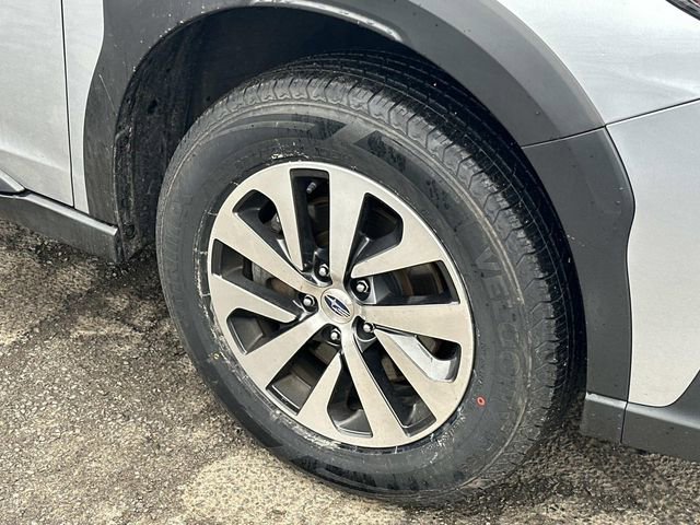 Used 2023 Subaru Outback Premium image 7