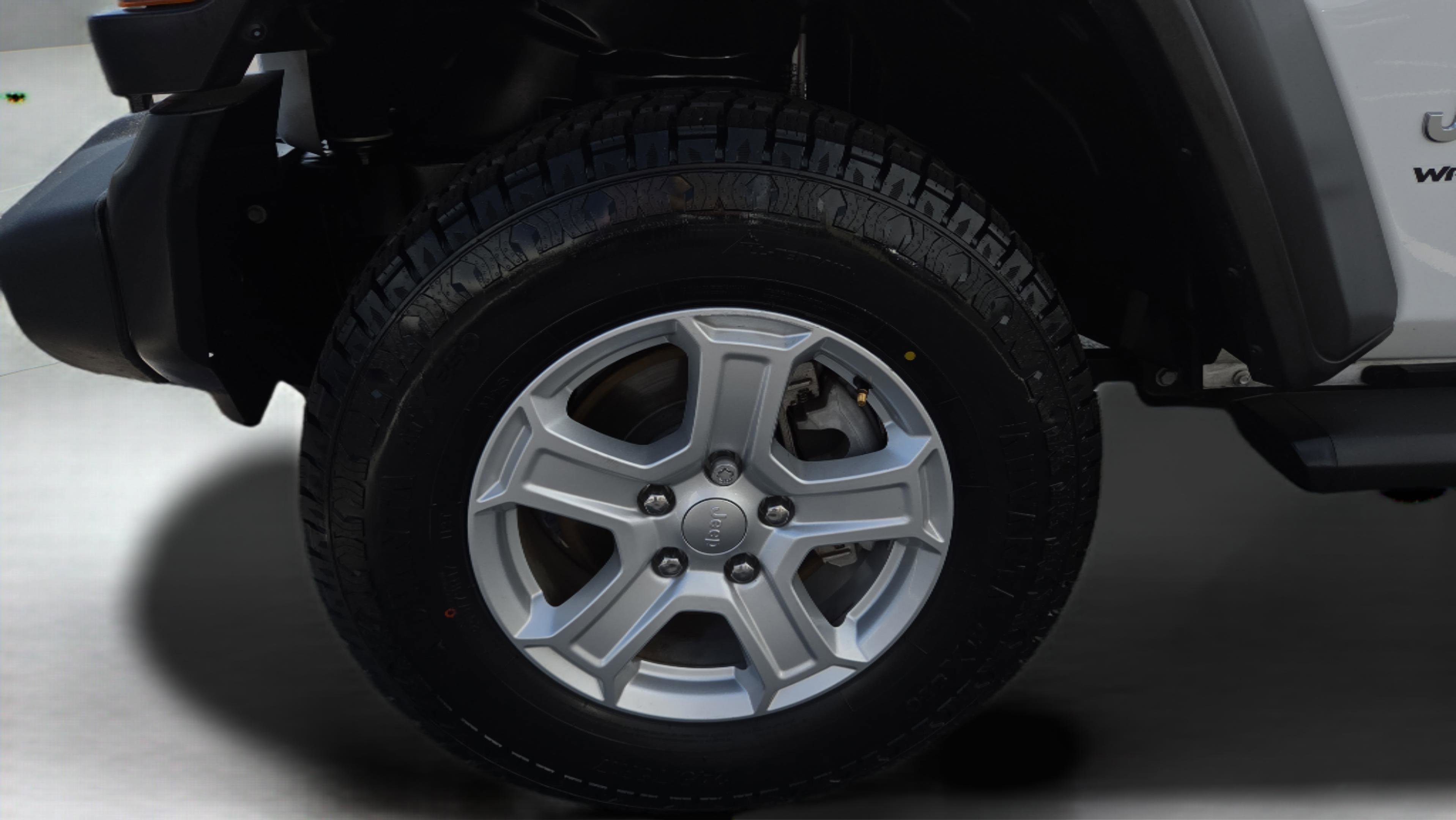 Used 2020 Jeep Wrangler Sport image 19