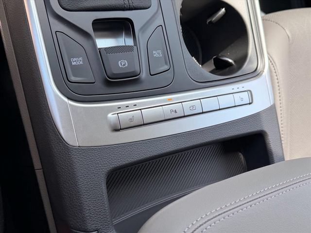 New 2026 Kia Carnival FWD image 25