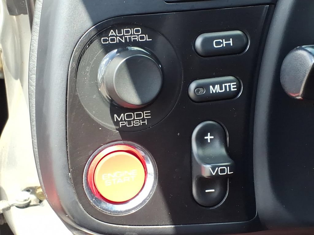 Used 2004 Honda S2000 image 25
