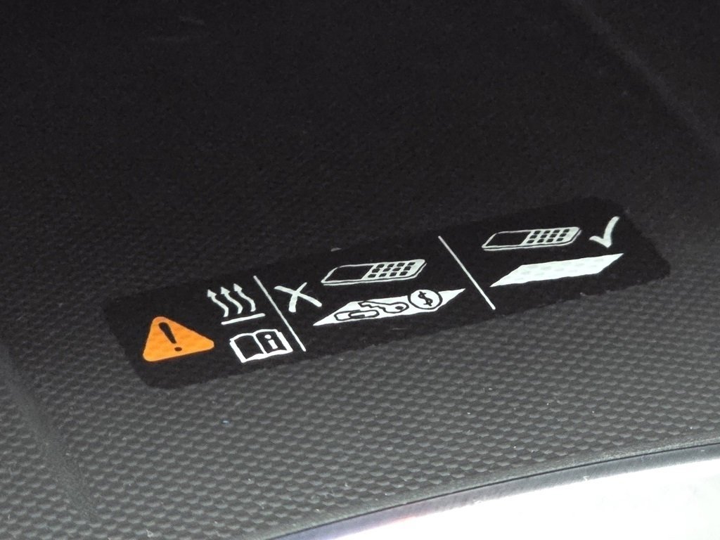 Used 2024 Buick Enclave Avenir image 12