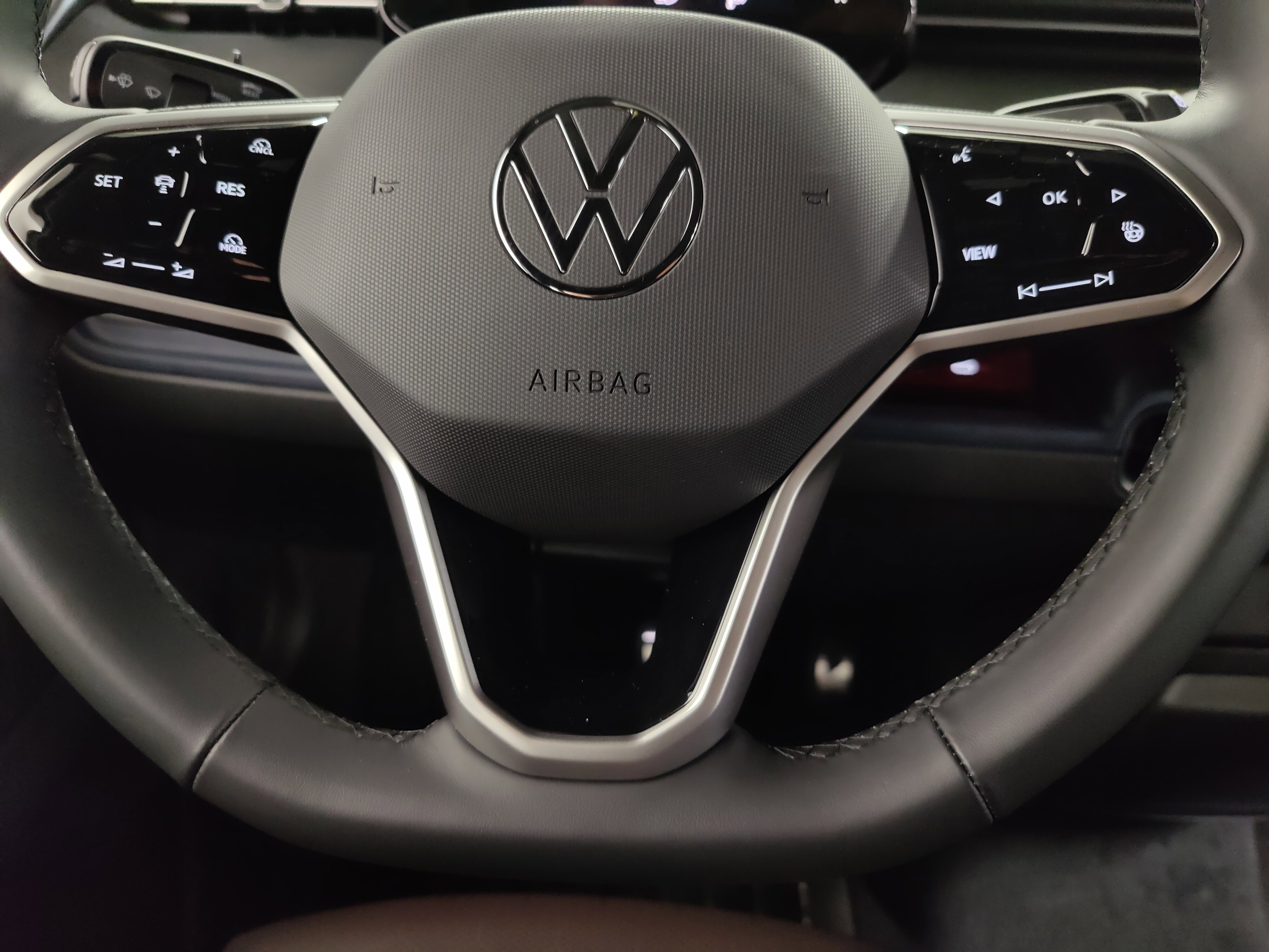 Used 2025 Volkswagen ID. Buzz Pro S image 29