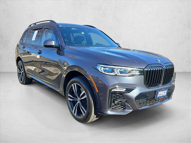 Used 2021 BMW X7 M50i w/ Dynamic Handling Package image 3