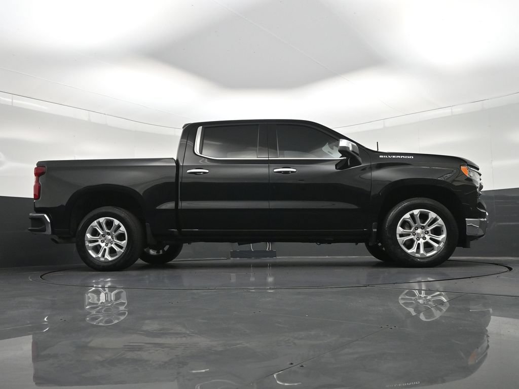 Used 2023 Chevrolet Silverado 1500 LTZ RWD image 30