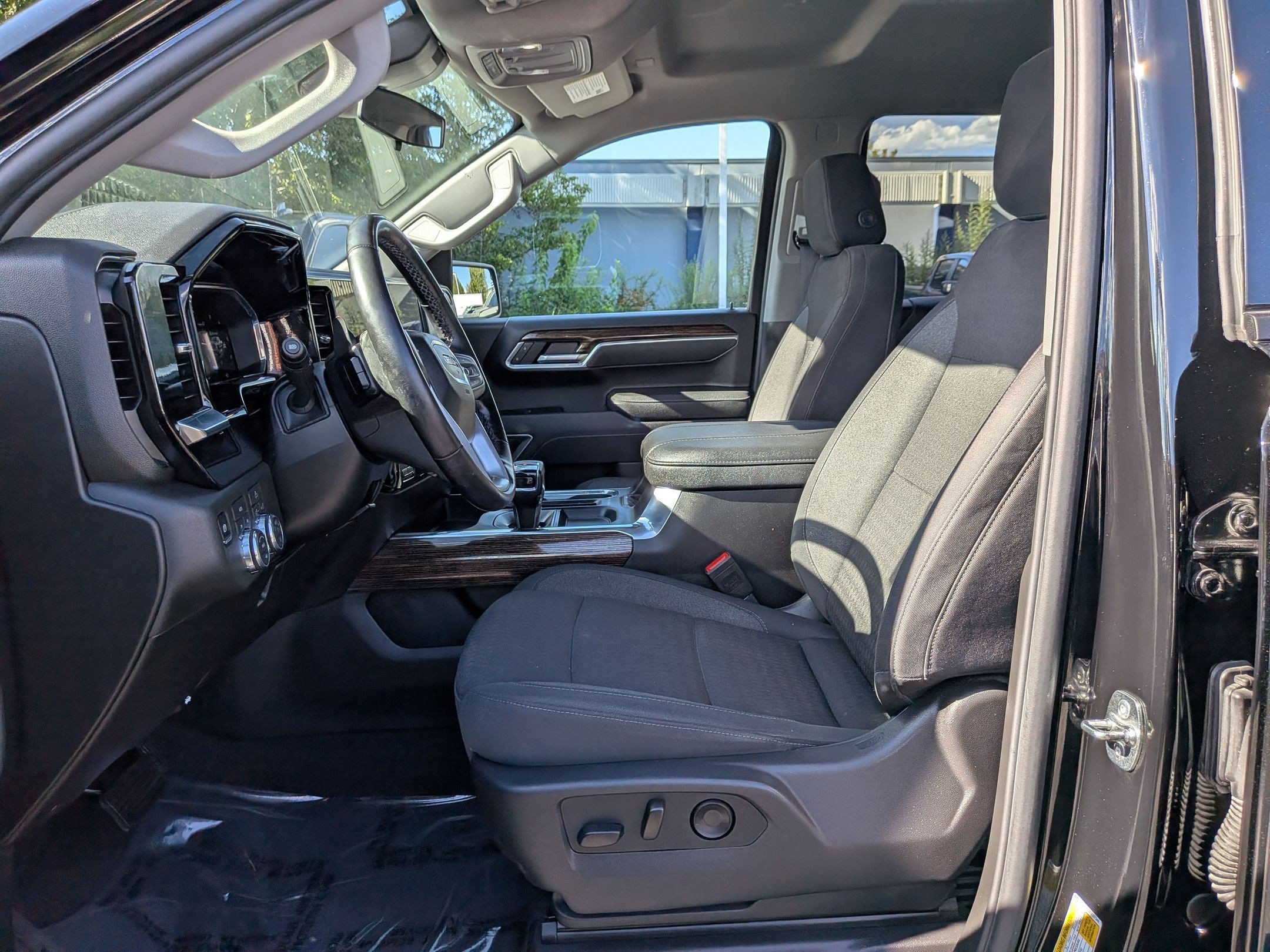 Certified 2026 GMC Sierra 1500 Elevation AWD/4WD image 25