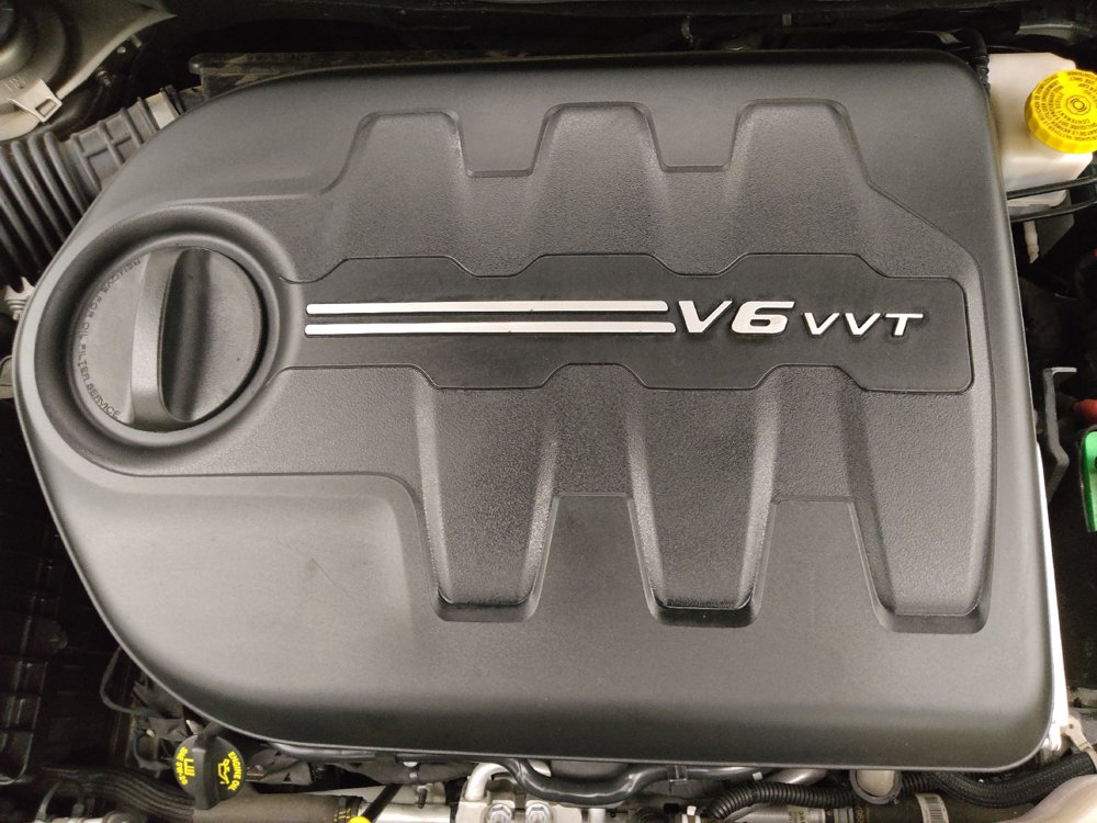 Used 2020 Jeep Cherokee Trailhawk w/ Cold Weather Group AWD/4WD image 30