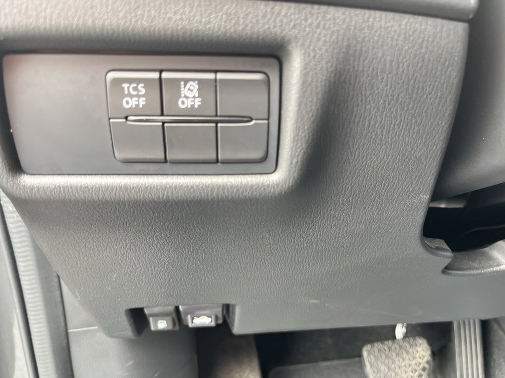 Used 2021 MAZDA CX-5 Touring image 12