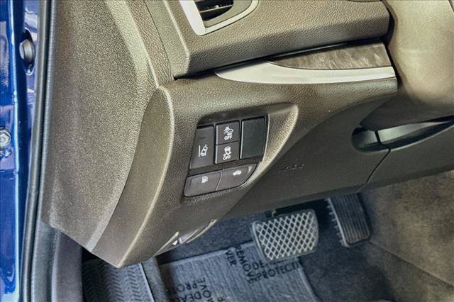 Used 2018 Acura TLX w/ Technology Package FWD image 10