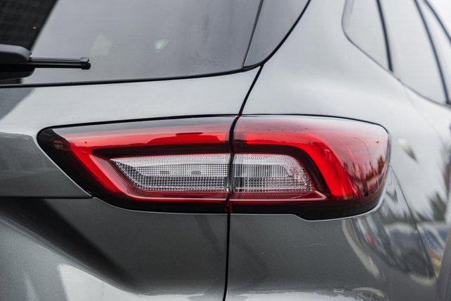 Used 2025 Ford Escape ST-Line image 8