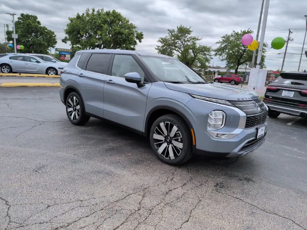 New 2026 Mitsubishi Outlander SE AWD/4WD image 3