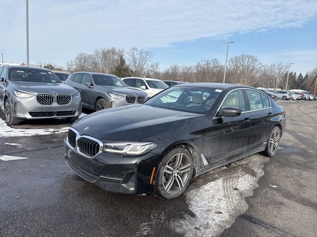 Used 2021 BMW 530i xDrive w/ Convenience Package image 3