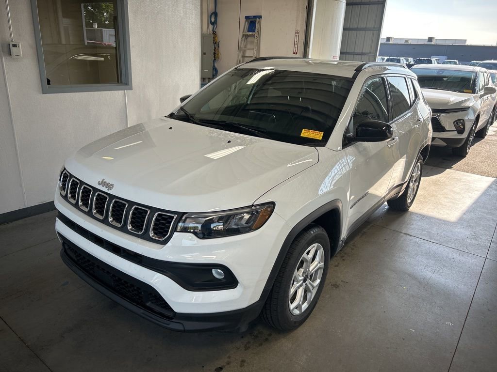 Used 2025 Jeep Compass Latitude