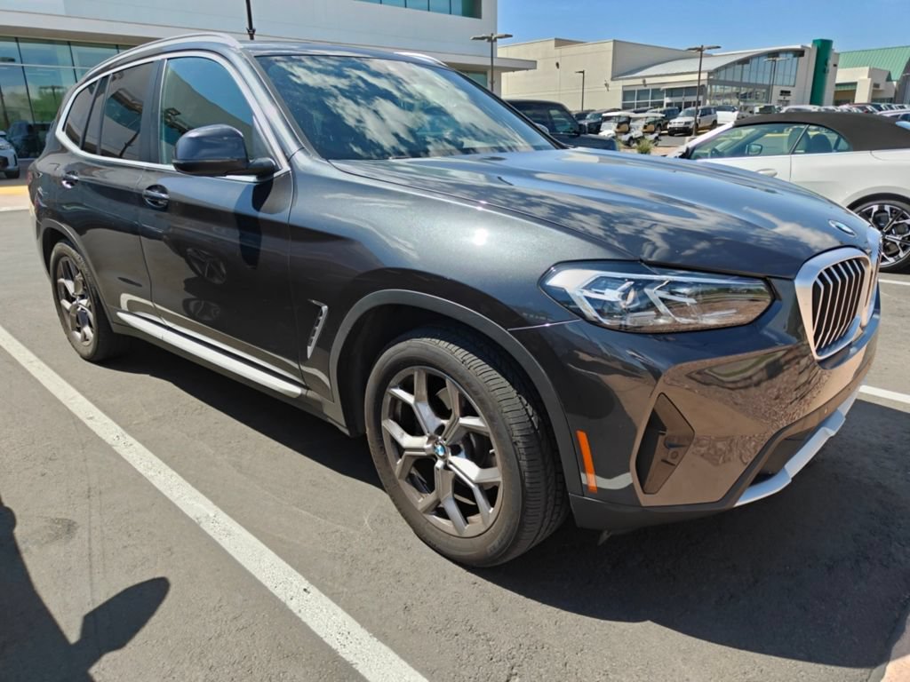 Used 2022 BMW X3 xDrive30i w/ Premium Package 2 AWD/4WD image 3