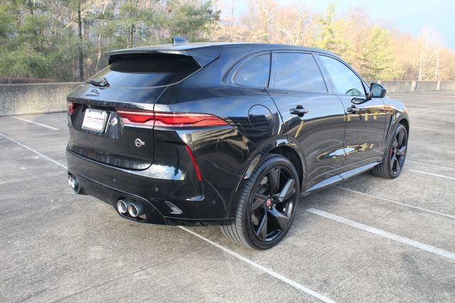 Used 2023 Jaguar F-PACE SVR image 2