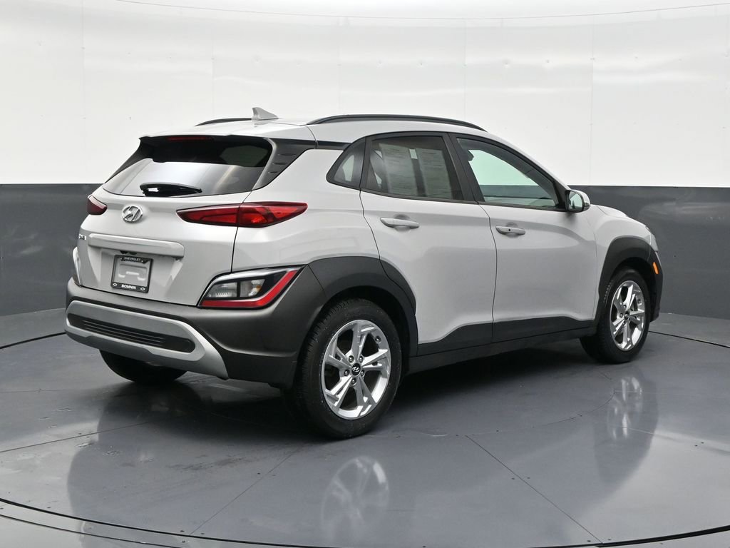 Used 2022 Hyundai Kona SEL image 5