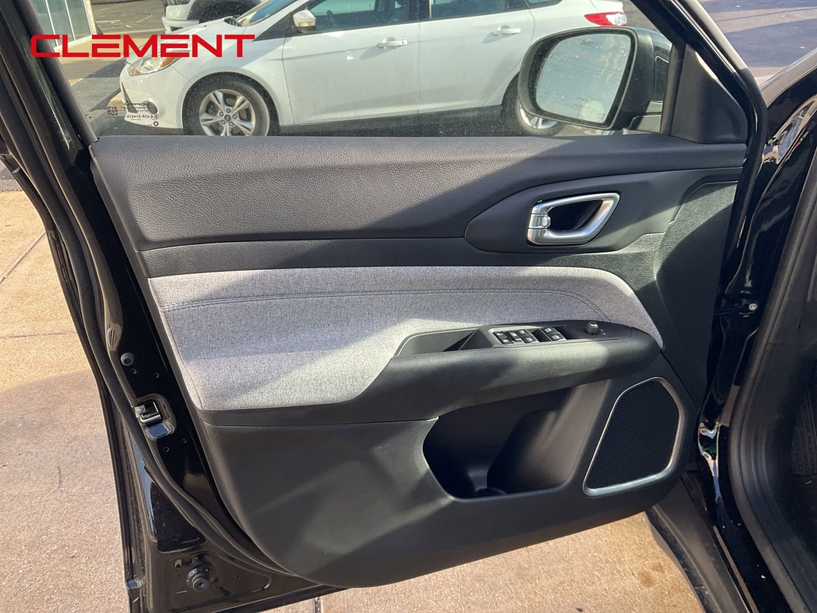 New 2026 Jeep Compass Latitude image 15