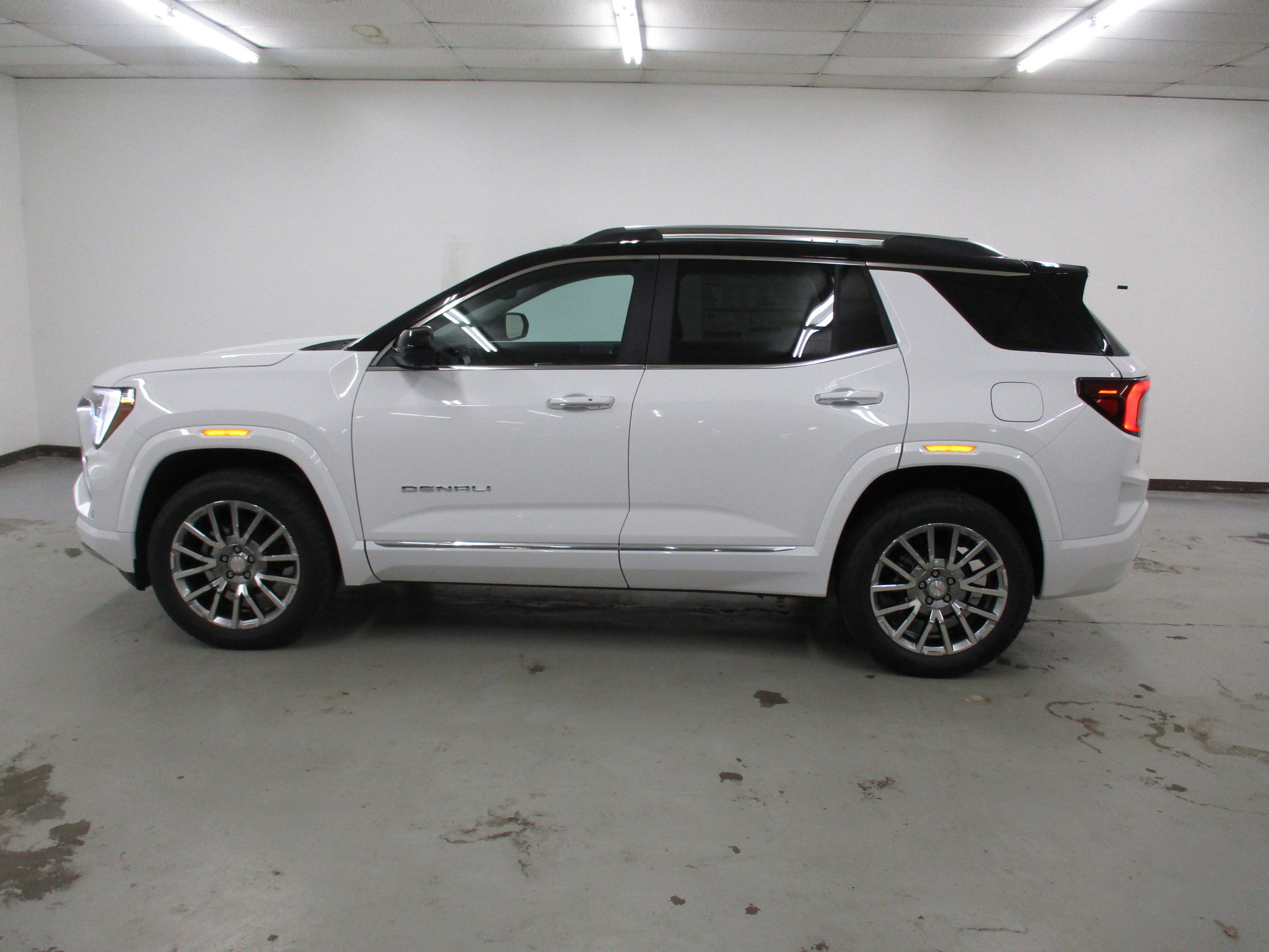 New 2026 GMC Terrain Denali image 8