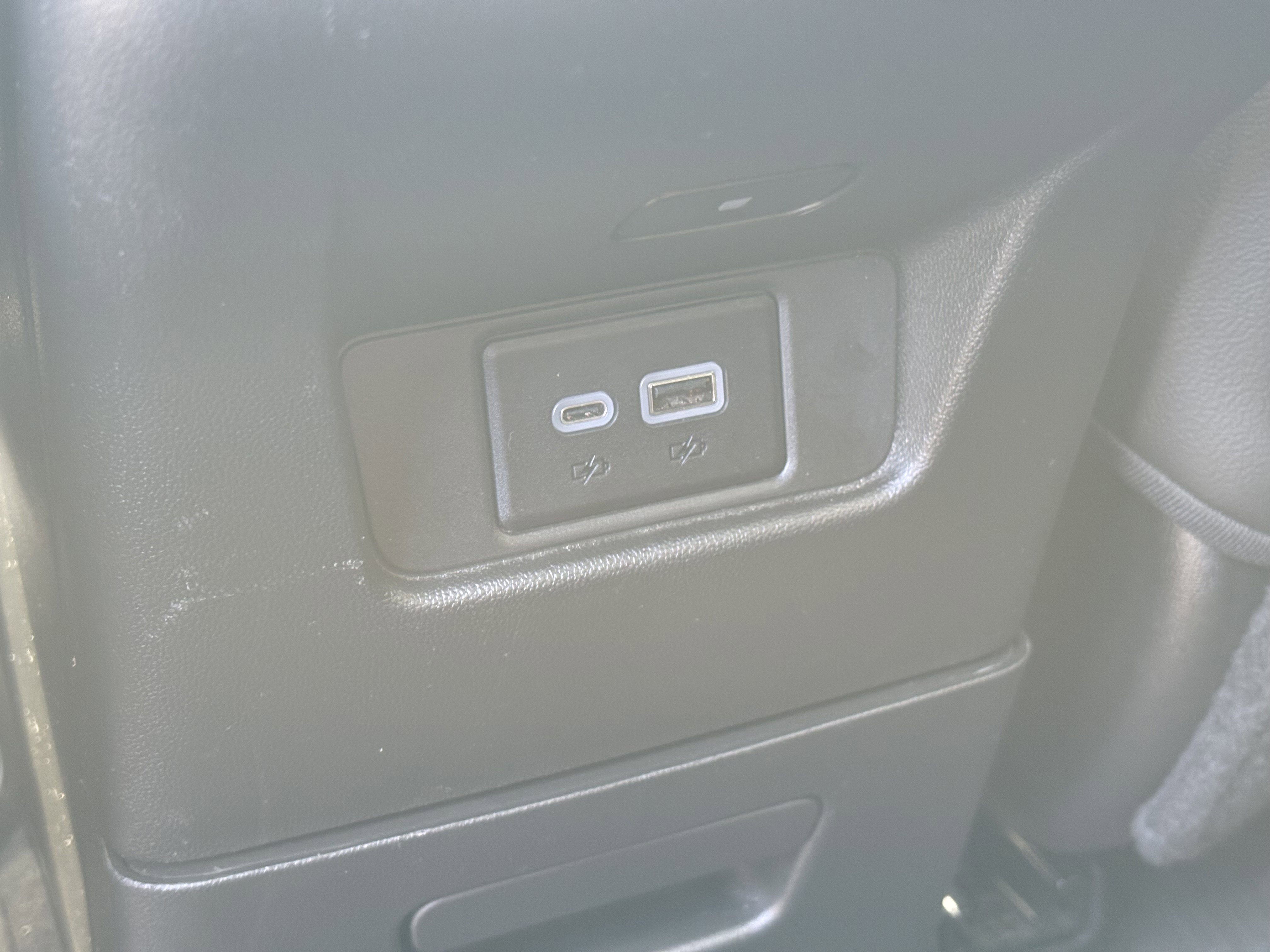 Certified 2024 Cadillac XT6 Luxury w/ LPO, Floor Liner Package image 16