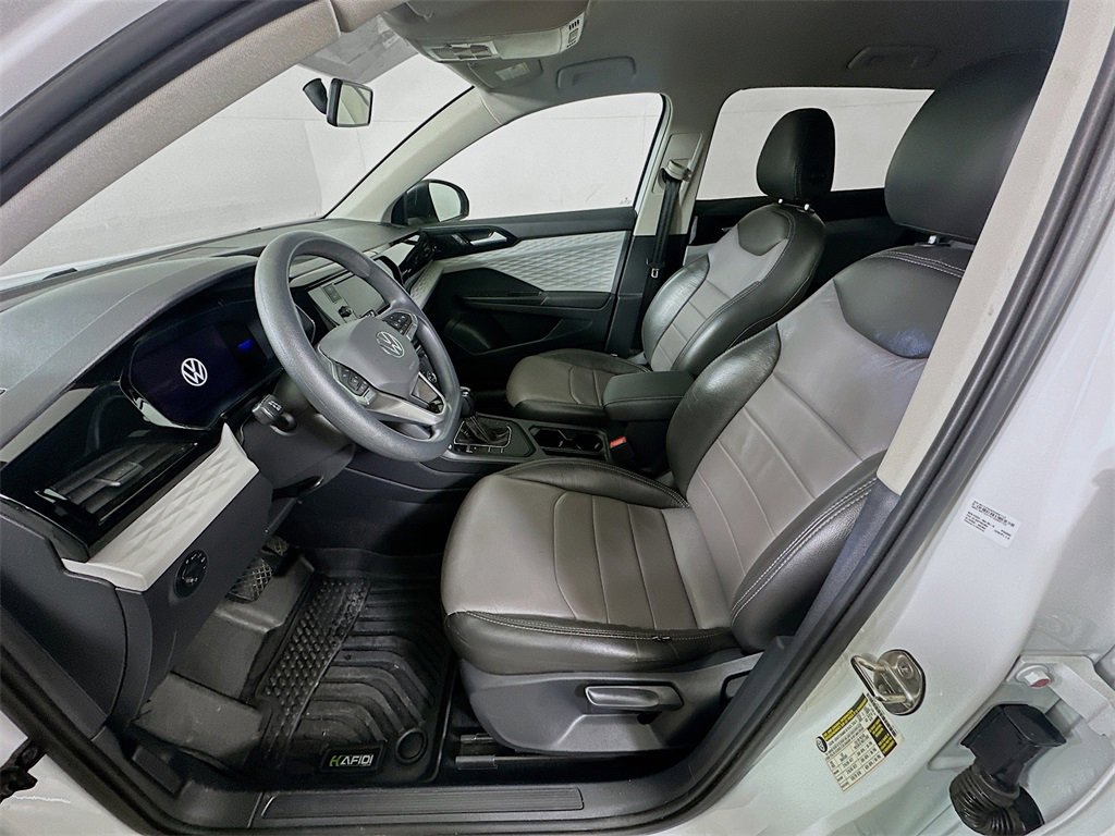 Used 2022 Volkswagen Taos S image 15