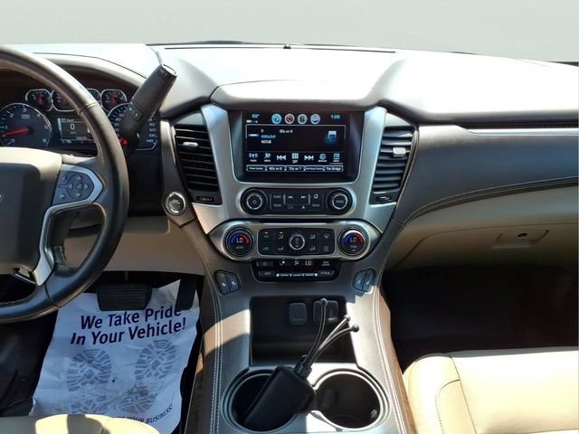 Used 2019 Chevrolet Suburban LT w/ Luxury Package AWD/4WD image 12