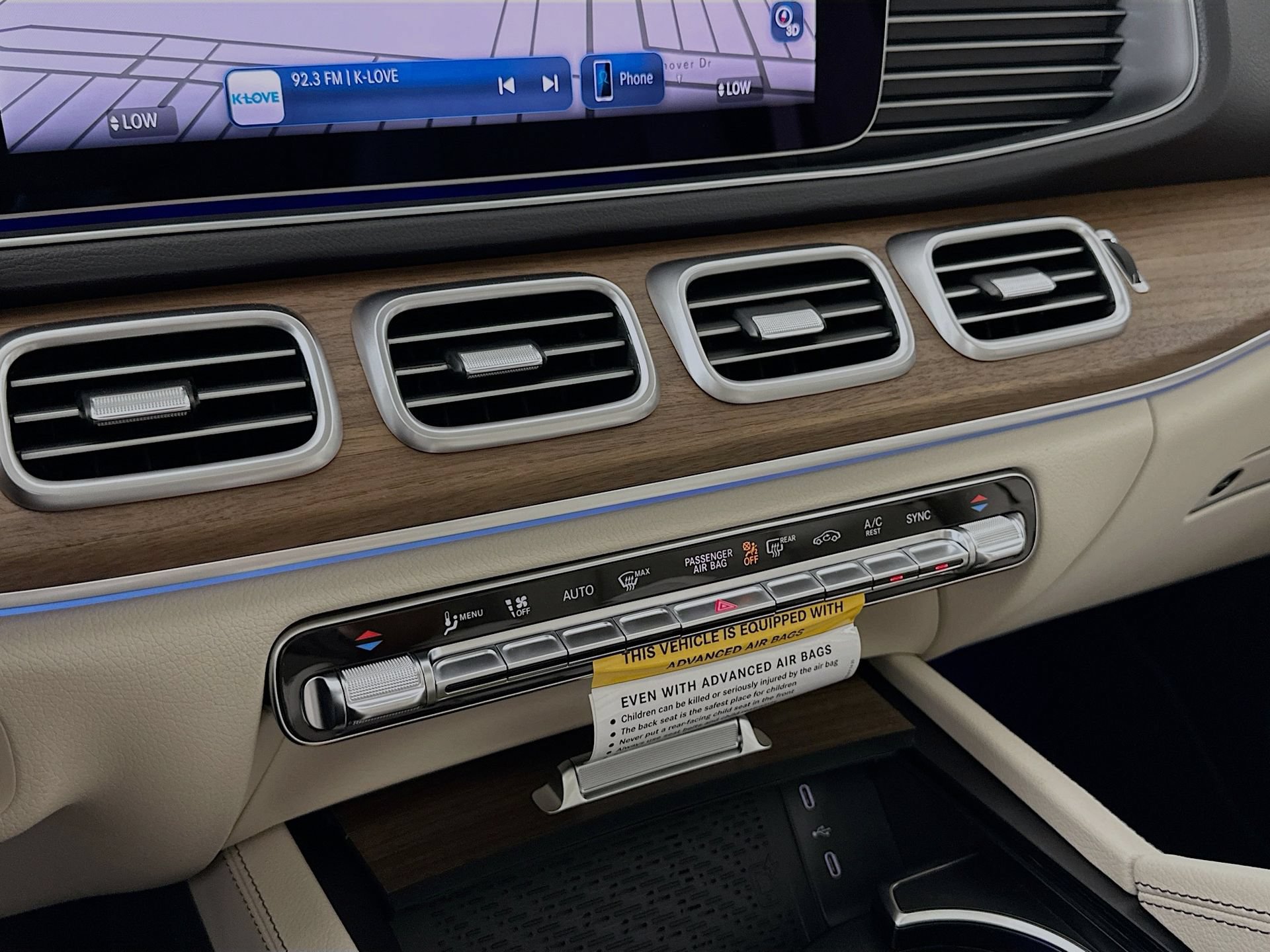 New 2026 Mercedes-Benz GLE 450 4MATIC image 17