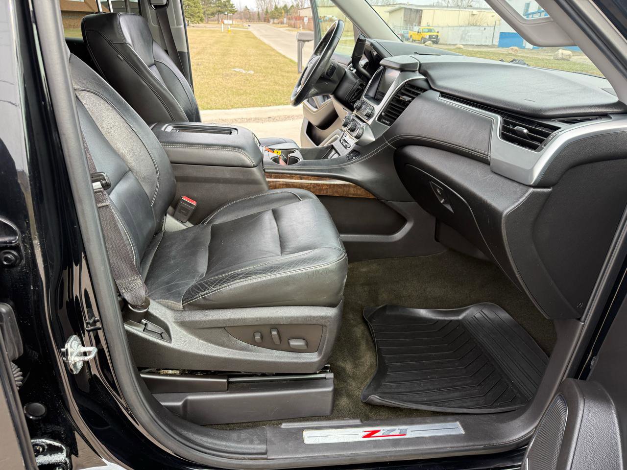 Used 2016 Chevrolet Suburban LT AWD/4WD image 39