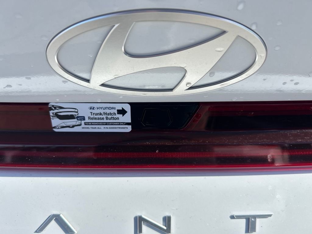 New 2026 Hyundai Elantra Blue image 15