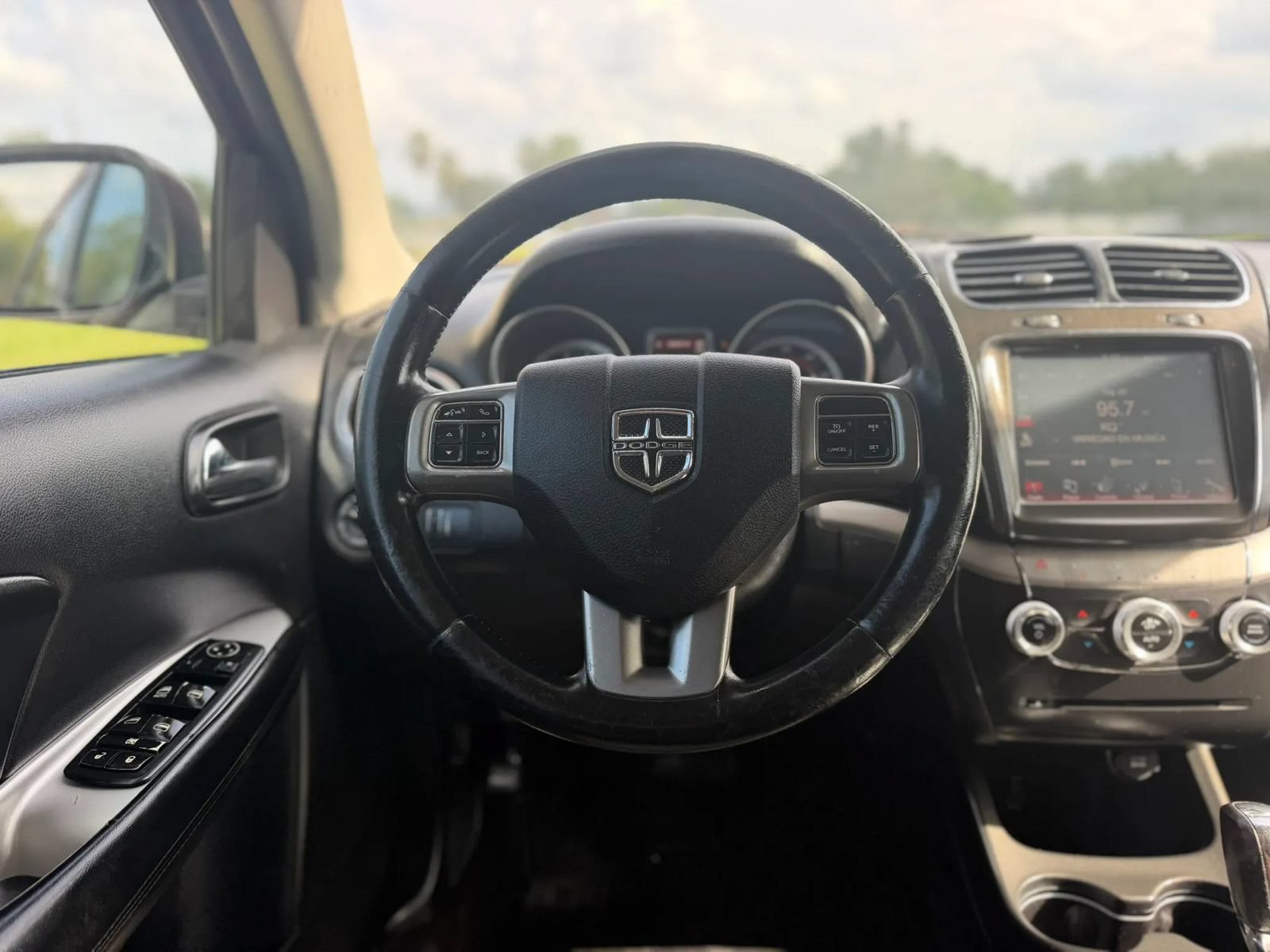 Used 2018 Dodge Journey Crossroad AWD/4WD image 11